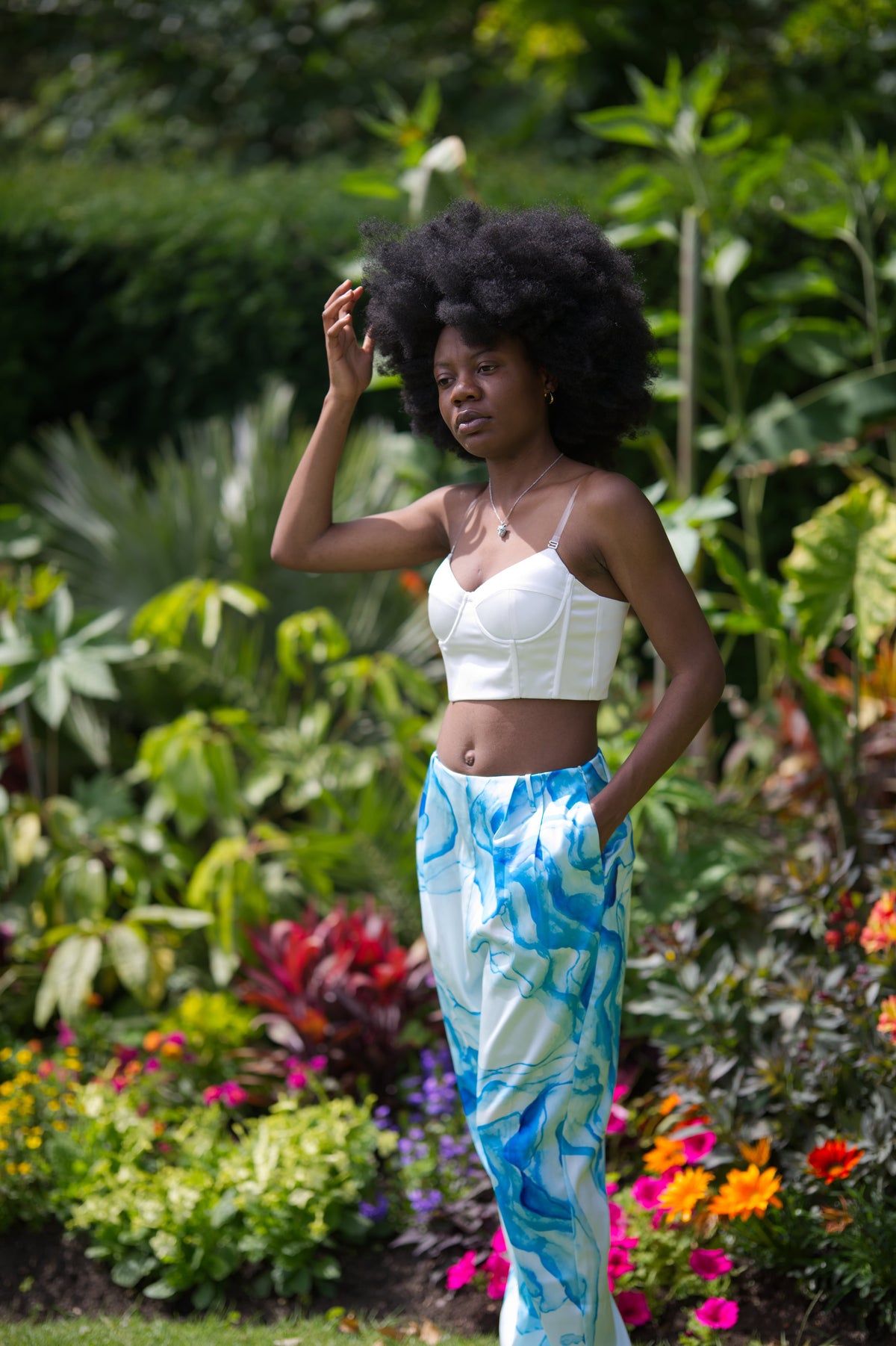 A la mode White Bustier & Blue Marble Pants for Women